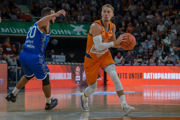 的脆弱和替 的脆弱和替