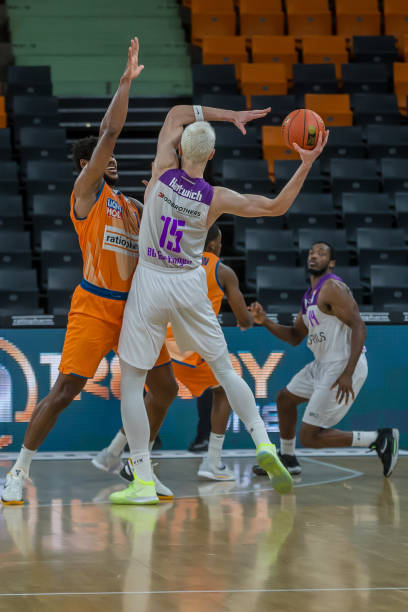 它通过报道 它通过报道