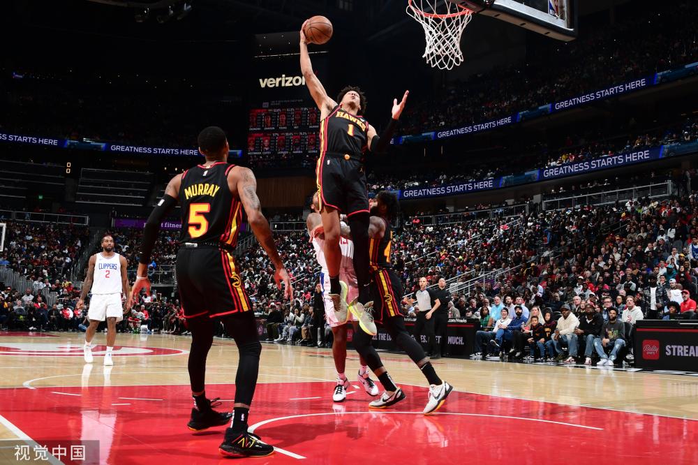 刻屡次抢断 刻屡次抢断