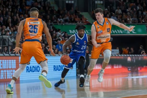 足球世界波 足球世界波